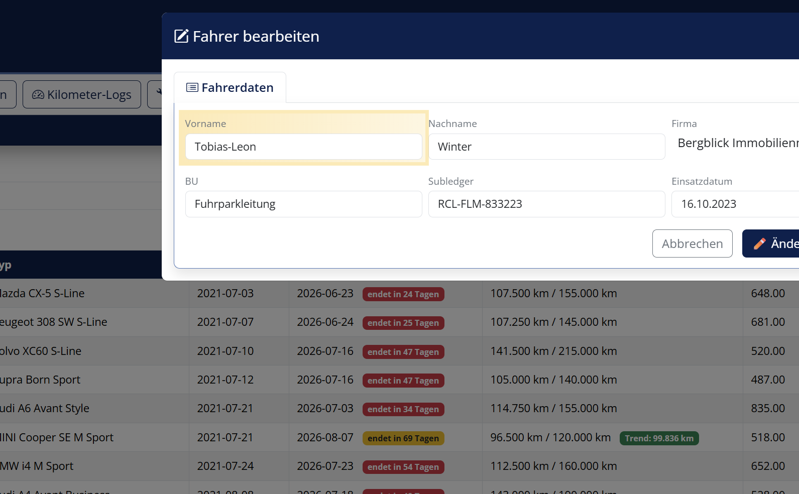 Quorra Benachrichtigungs-Dropdown mit Schnellaktionen fuer Freigaben und Loeschungen
